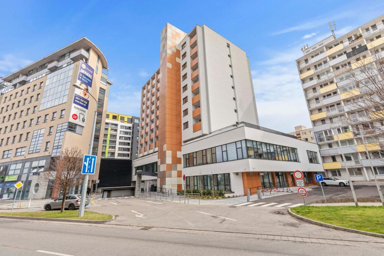 Lam Green - Ac -Balcony Bratislava Exterior foto